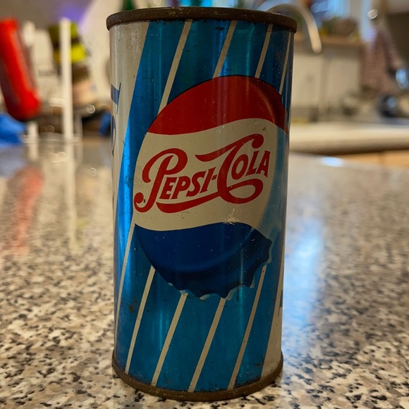 Pepsi can - Picture 1 of 5